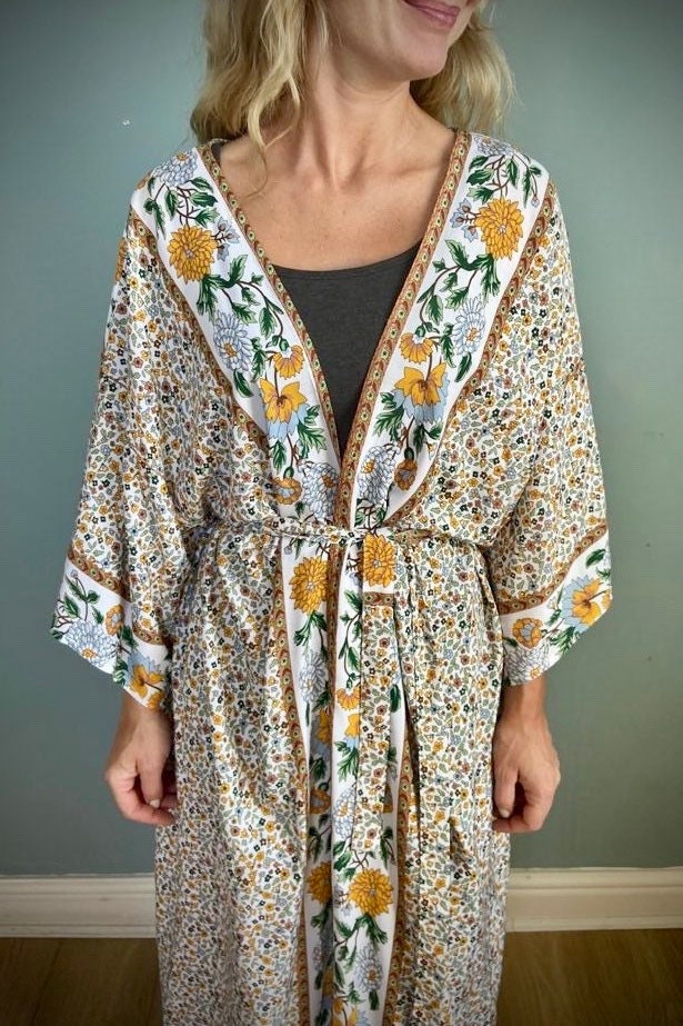 Kimono Robe, Dressing Gown, Beach Cover Up, Loungewear, Boho Womens Bath Kimono, Beachwear