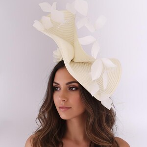 Ivory Fascinator, ivory derby fascinator , kentucky derby fascinator , derby hat , Church Hat, British Hat