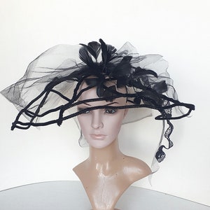 Gothic Schleier Fascinator Hüte, Hexenhüte, Halloween Zauberhut, Halloween Fascinator, Halloween Kostüm, Halloween Hexe