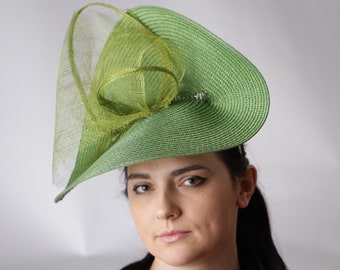 Green Fascinator Hat, Green derby fascinator , grass color kentucky derby fascinator , Royal Ascot Hat , Church Hat, British Hat