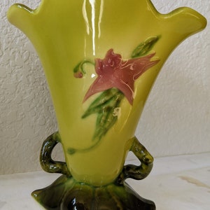 Hull Woodland Vase W6 81/2&quot;USA