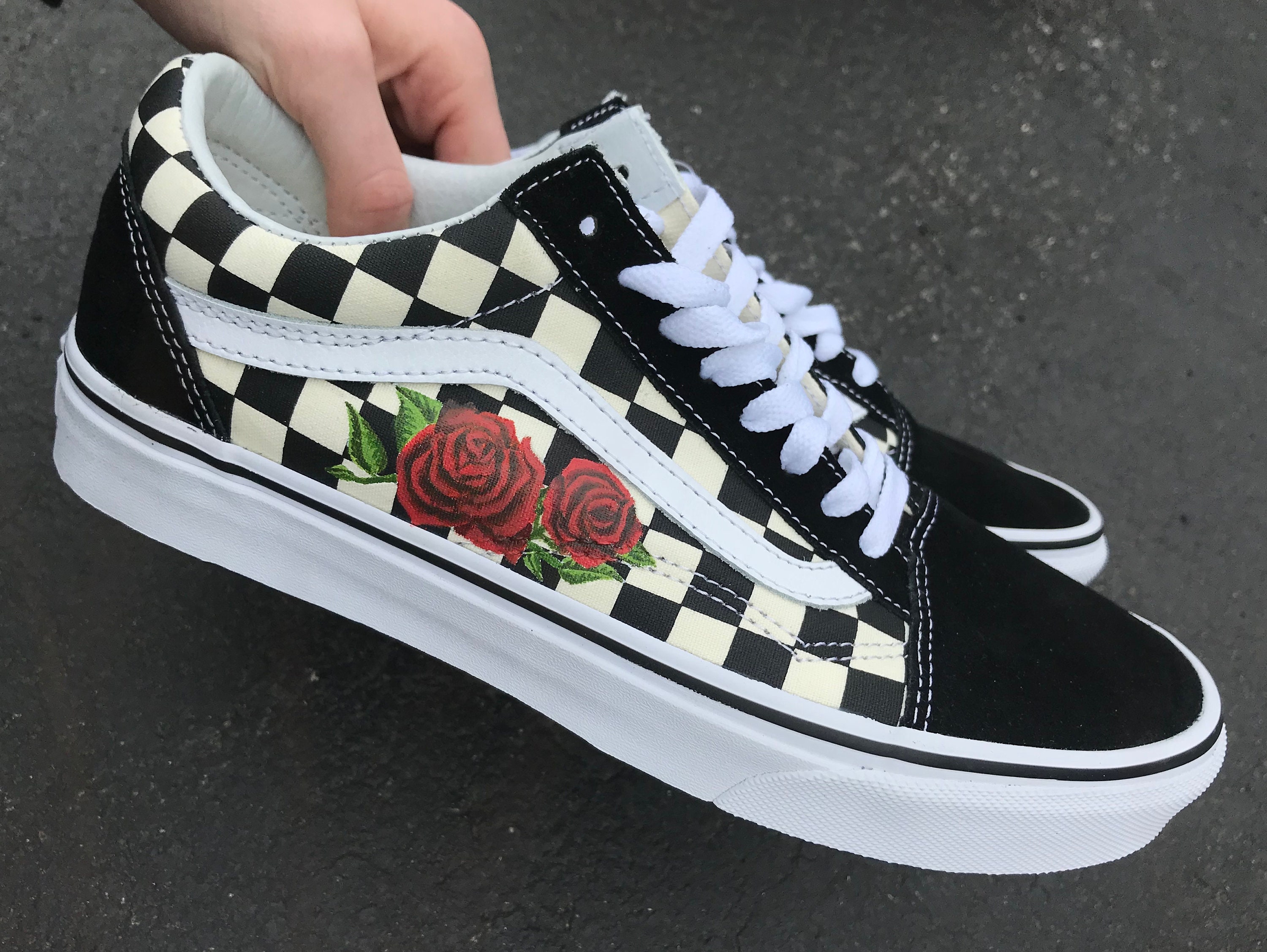 wang Vrijwillig vacht Custom Rose Vans Old Skool Shoes Rose Vans Custom Vans - Etsy