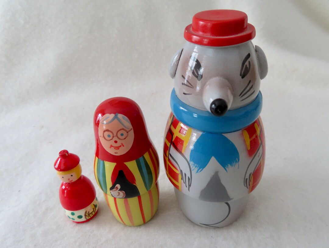 Vintage Wooden Nesting Dolls Poland Etsy