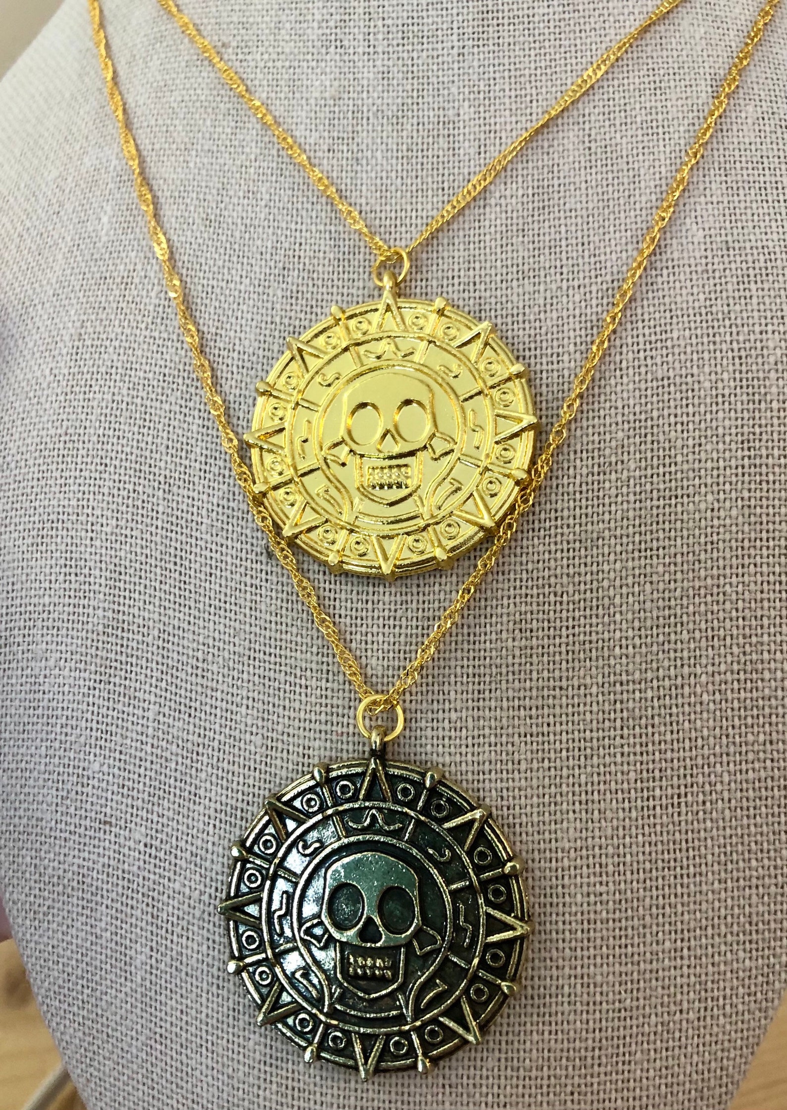 Collar de oro pirata / Joyas inspiradas en piratas del Caribe | Etsy