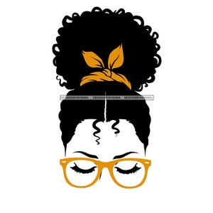 Puede incluir: Silueta en blanco y negro de una mujer con el pelo rizado, que lleva gafas y una diadema amarilla. La diadema tiene un diseño de hojas.