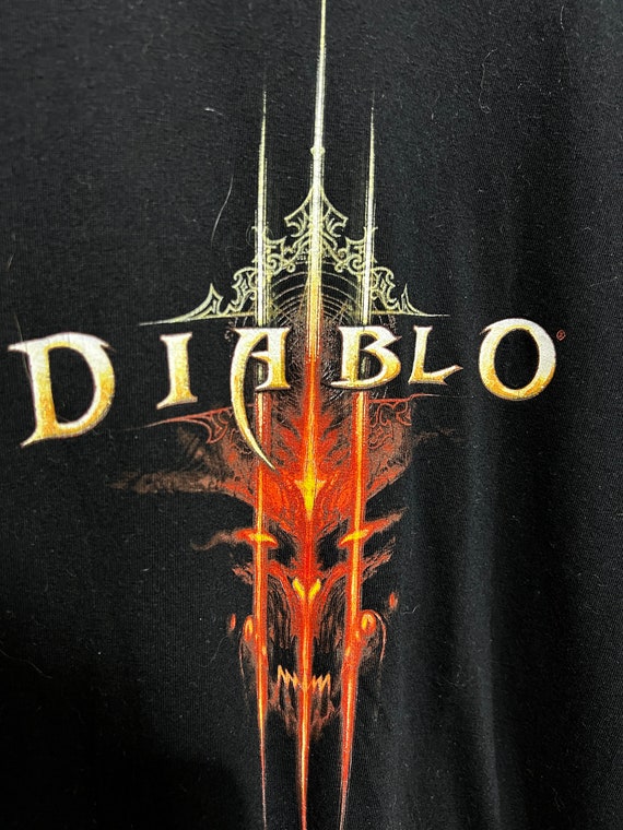 2000’s Diablo 3 RPG Video Game Blizzard Promo TShirt Gem