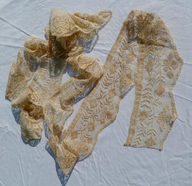 vintage ivory lace