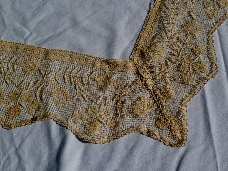 vintage ivory lace