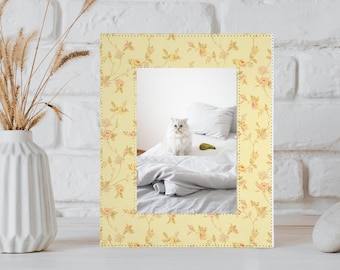 Marco de fotos Shabby Chic floral amarillo personalizado, marco de fotos de 5x7, decoración de granja moderna