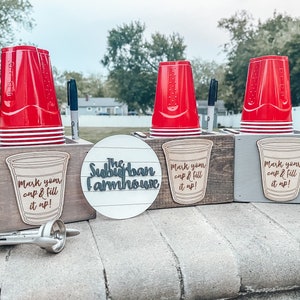 Drink Cup Holder -Cup Holder Marker - Plastic Cup Holder - Cupholder for BBQ - Cupholder box - box with cups and marker - Beer cup holder