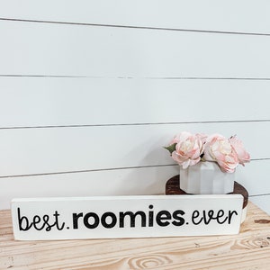 Best Roomies Sign College Roommate Dorm Sign Dorm Decor College Dorm Dorm Sweet Dorm College Roomies University Decor imagem 3