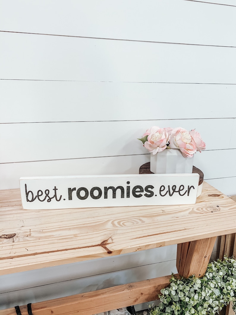 Best Roomies Sign College Roommate Dorm Sign Dorm Decor College Dorm Dorm Sweet Dorm College Roomies University Decor imagem 1