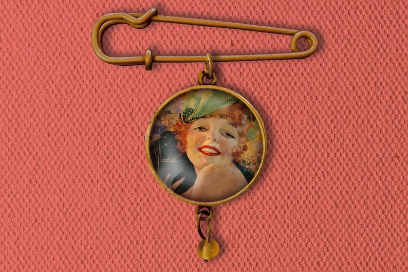 Pin-up Girl Keychain