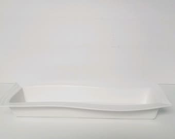 Carmona New York China.  Nut/Olive Dish. Rare.