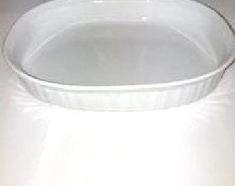 Vintage Corning Ware French White Oval F-6-B Casserole Dish. 1-1/2 Qt