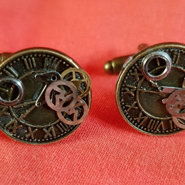 new one off pair of bronze steampunk cufflinks (78)