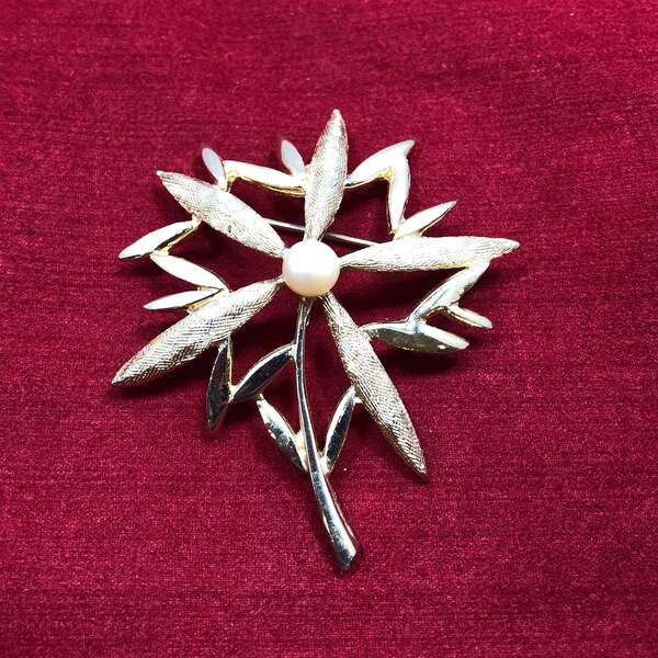 Vintage-Brooch-Brooks-Gold-Flower-Pearl-Jewelry-Accessories