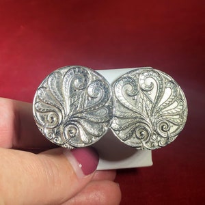 Vintage-Earrings-Clip On&#39;s-Silver-Circle-Jewelry-Accessories