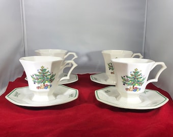 Vintage-4-Teacup-Saucer-Nikko-Japan-Christmas Tree-Classic Collection-Serving Ware-Kitchen ware-Home Decor