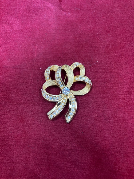 Vintage Brooch Pin Swarovski Ribbon Bow Gold Crystals Jewelry Accessories Etsy