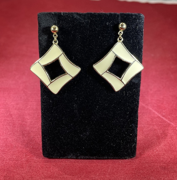 Vintage-Trifari-Gold-Cream-Dangle-Square-Earrings… - image 1