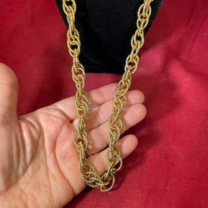 Vintage-Necklace-Gold-Chain-Jewelry-Accessories-Rope