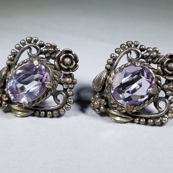 Vintage-Violet-Rhinestone-Gem-Silver-Earrings-Screw-on backs-Costume Jewelry-Accessories