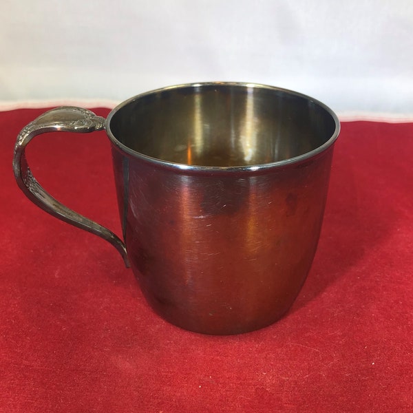 Vintage-Heritage-1847-Rogers Bros-IS-Silver Cup-Home Decor-Collectible