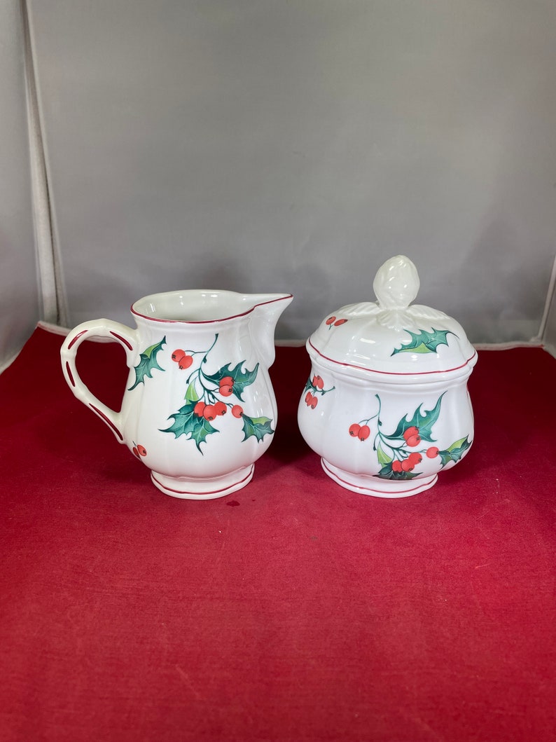 Vintage-Set-Sahnekännchen-Zuckerdose-Villeroy & Boch-Holly-Grüne und Rote Serviergeschirr Bild 1