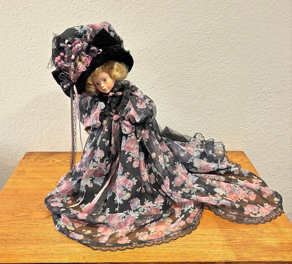 Le blog de Gabrielle Aznar: La petite poupée des années 1910 à la robe rose