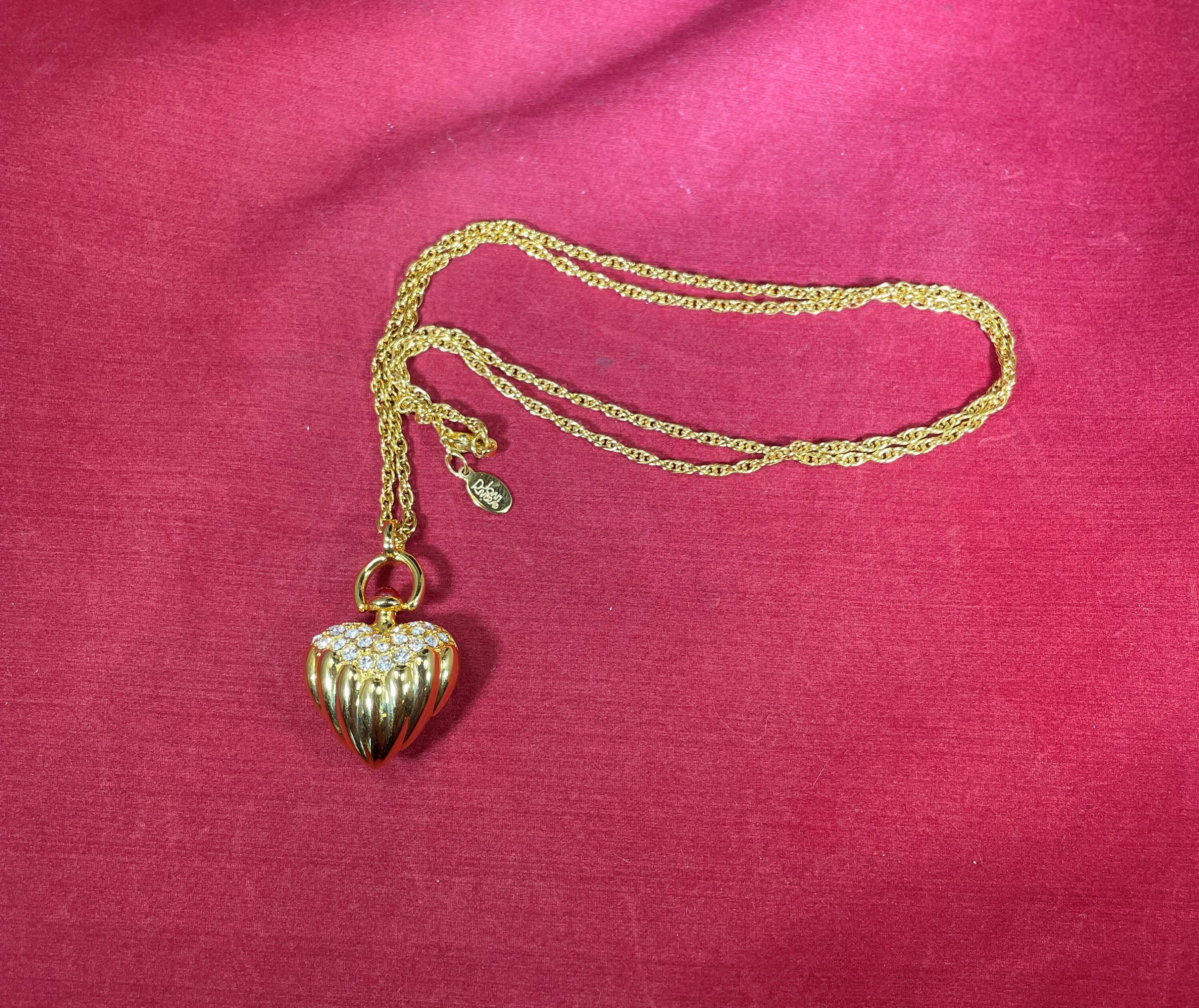 Joan rivers deals heart charm necklace