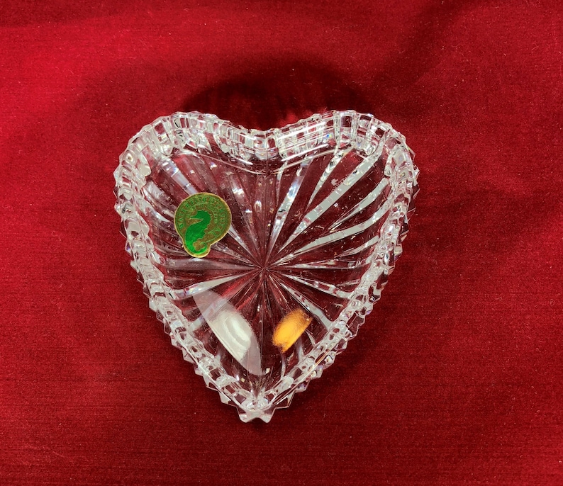 Vintage-Trinket Dish-Waterford-Crystal-Glass-Clear-Heart-Starburst-Ireland-Stamped-Home Decor-Bedroom Decor