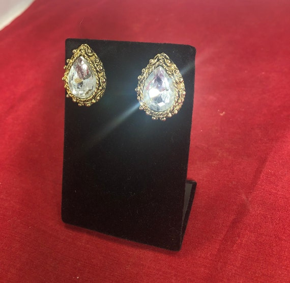 Vintage-Earrings-Teardrop-Clear-Rhinestone-Gold-S… - image 2