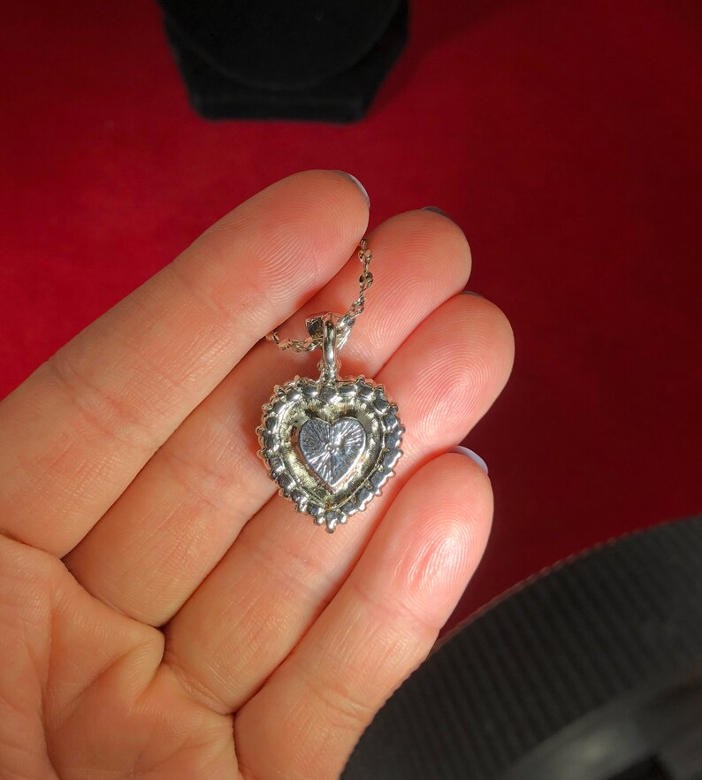 Vintage-Necklace-Heart-Rhinestones-Silver-Chain-Blue-Jewelry-Accessories