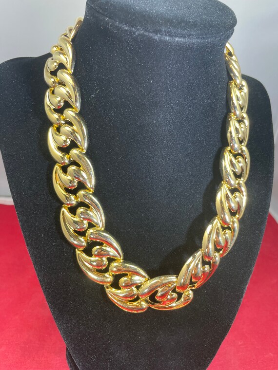 Vintage-Necklace-Bracelet-Earrings-Gold-Jewelry-A… - image 2