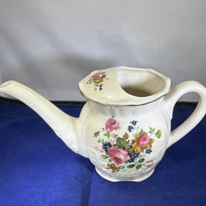 Vintage-Teapot--Maryleigh Pottery-Handcrafted-England-Pink Flowers-Gold-Serving ware-Dishware-Home decor