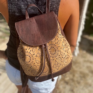 Kork Rucksack "ELEA"  - #cork #backbag #vegan #nachhaltig #nature #kork #wood #bag