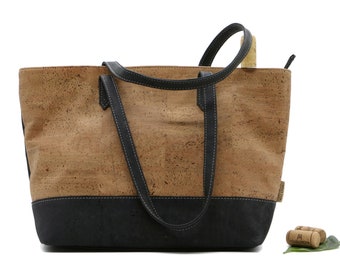 Cork handbag "FELIZIA" - #cork handbag #vegan #sustainable #shoulder bag #Natur #nature #wood #kork #austria