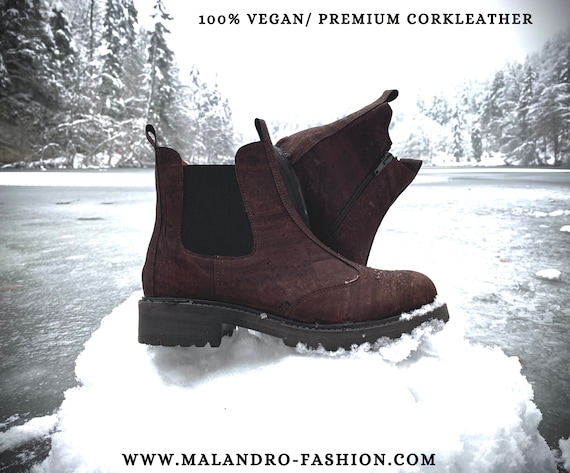 Bottines en liege CORA dark cork boots kork boots vegan durable environmentally friendly nature nature wood shoes vegan Etsy France