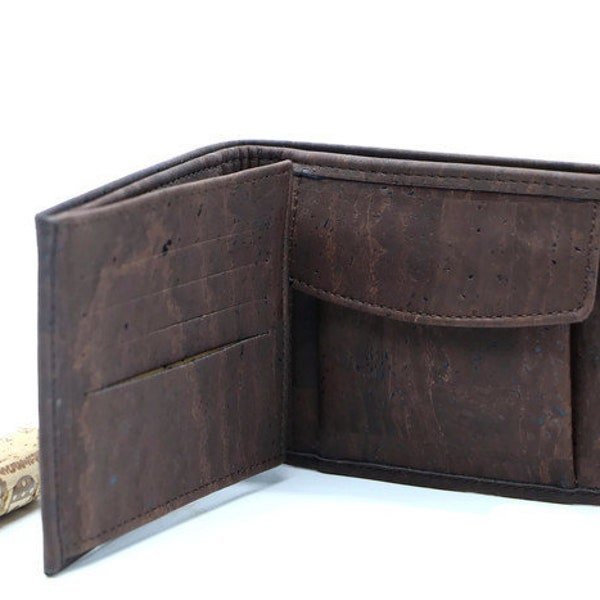 Korkgeldtasche "JOEL dark" - #kork #geldbörse #portemonnaie #holz #wood #cork #vegan