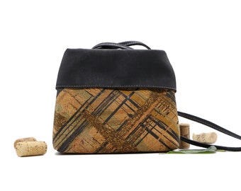 Cork handbag "SINA dark" - #cork #handbag #kork #handbag #vegan #sustainable #shoulder #bag #Natur #nature #wood