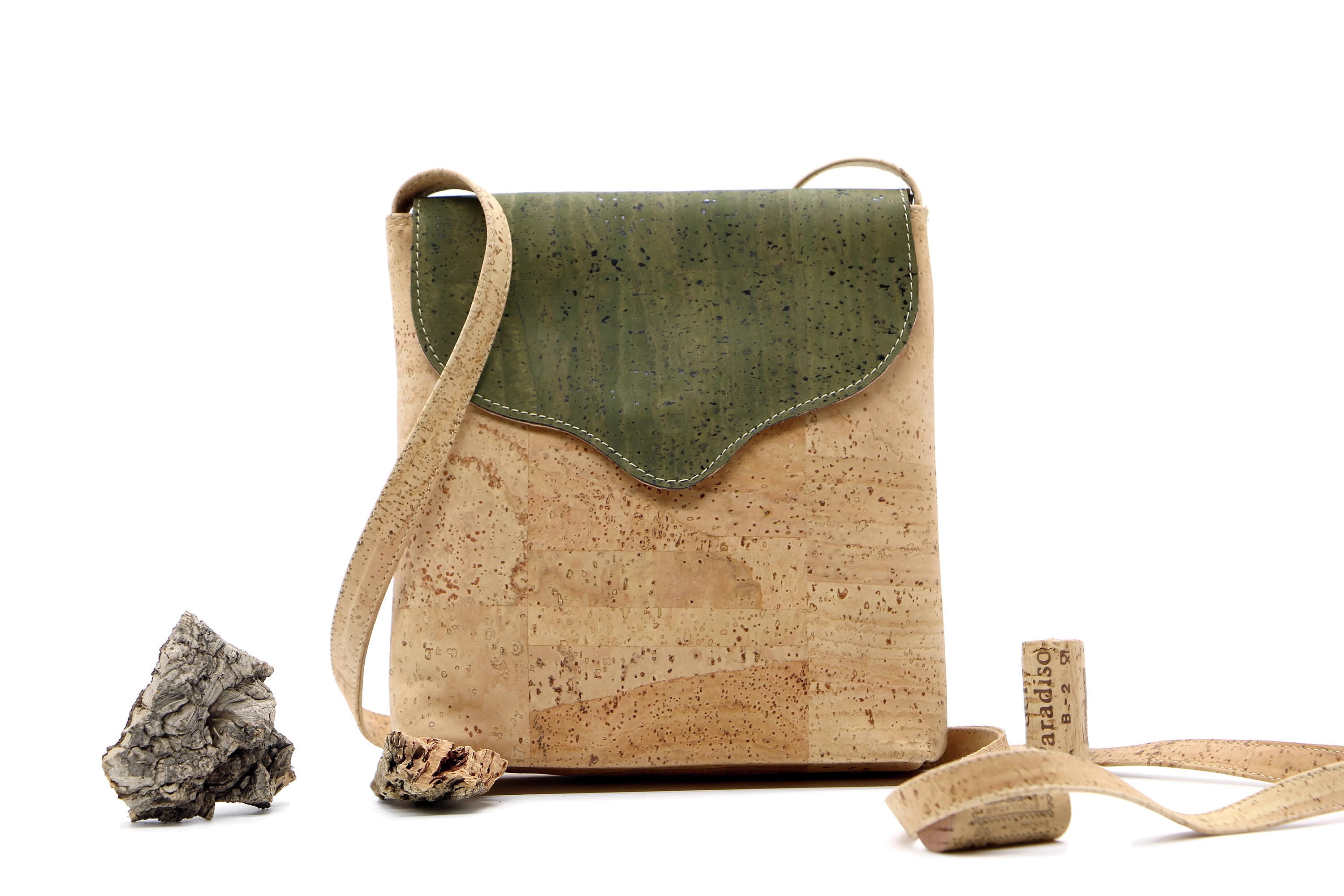 Cork handbag "VERDE" - #cork #handbag #cork #handbag #vegan #sustainable #shoulder #bag #nature #nature #wood