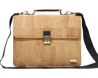 Cork briefcase 'ATRÈJU' - #cork #laptop bag #unibag #briefcase #corkhandbag #vegan #sustainable #shoulder bag #messengerbag
