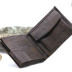 Cork wallet "DEAN dark" - #cork #purse #wallet #wood #wood #cork #vegan #men