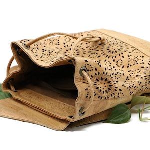 Cork backpack ELEA classic cork backbag vegan sustainable nature kork wood bag image 5