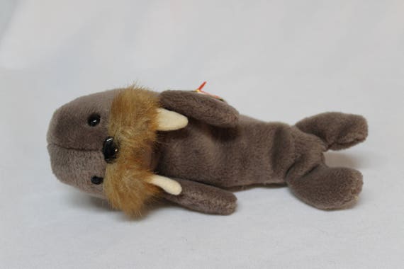 jolly the walrus beanie baby
