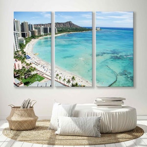 Tropical Paradise Canvas Art - Waikiki Beach, Honolulu, Oahu Island, Hawaii