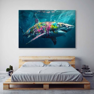 Magnificent White Shark Graffiti: Eine exquisite Leinwand, die die Essenz der Unterwasser-Street Art einfängt