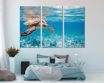 Hawksbill Sea Turtle Swimming Turtle Pictures Turtle Print Turtle Poster Turtle Wall Decor Turtle Wall Art Turtle Home Decor Ocean Artwork