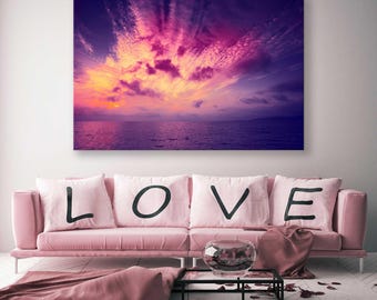 Impresión en lienzo de un fascinante atardecer púrpura y rosa: decoración de pared con océano y cielo